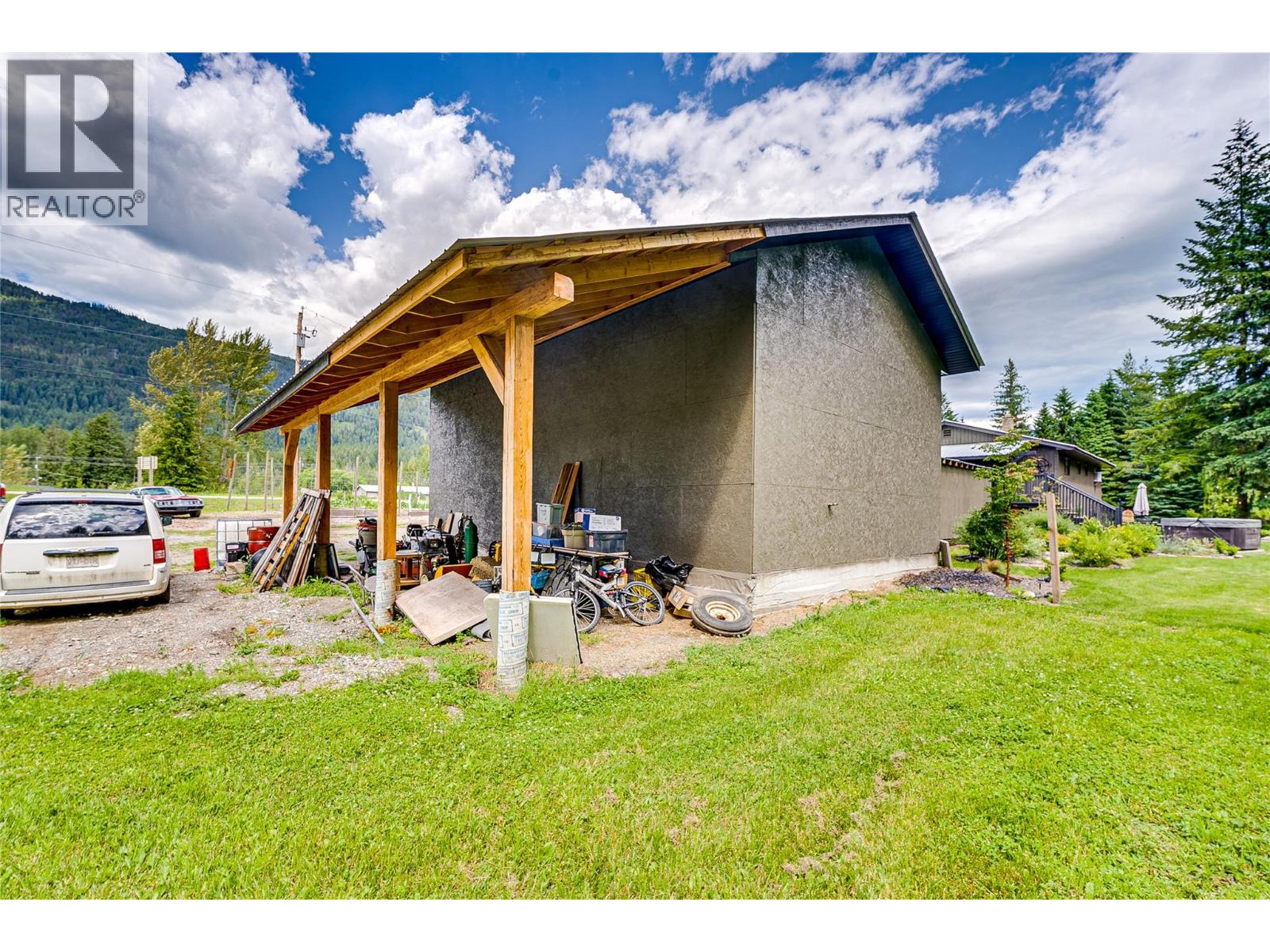 1206 Highway 6 Highway, Cherryville, British Columbia  V0E 2G1 - Photo 75 - 10392358