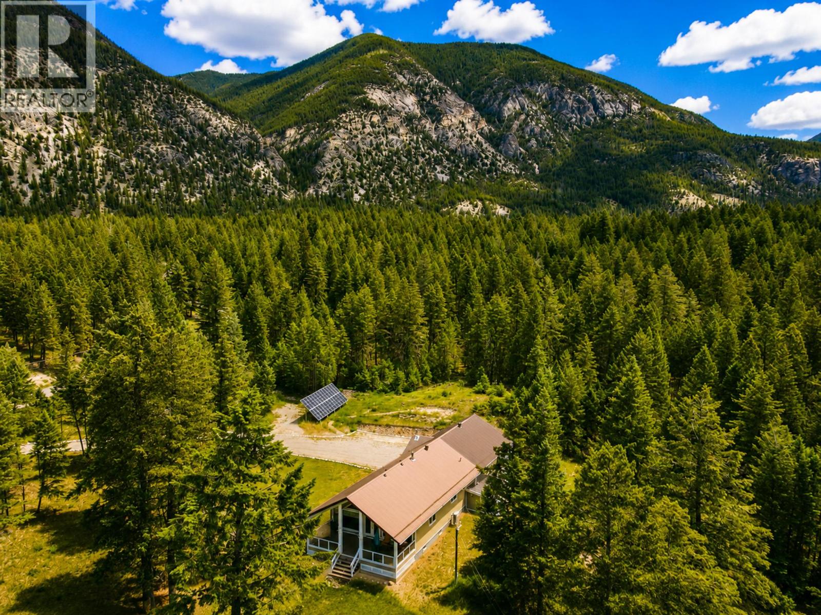 5226 Juniper Heights Road, Invermere, British Columbia  V0A 1K2 - Photo 1 - 10391559