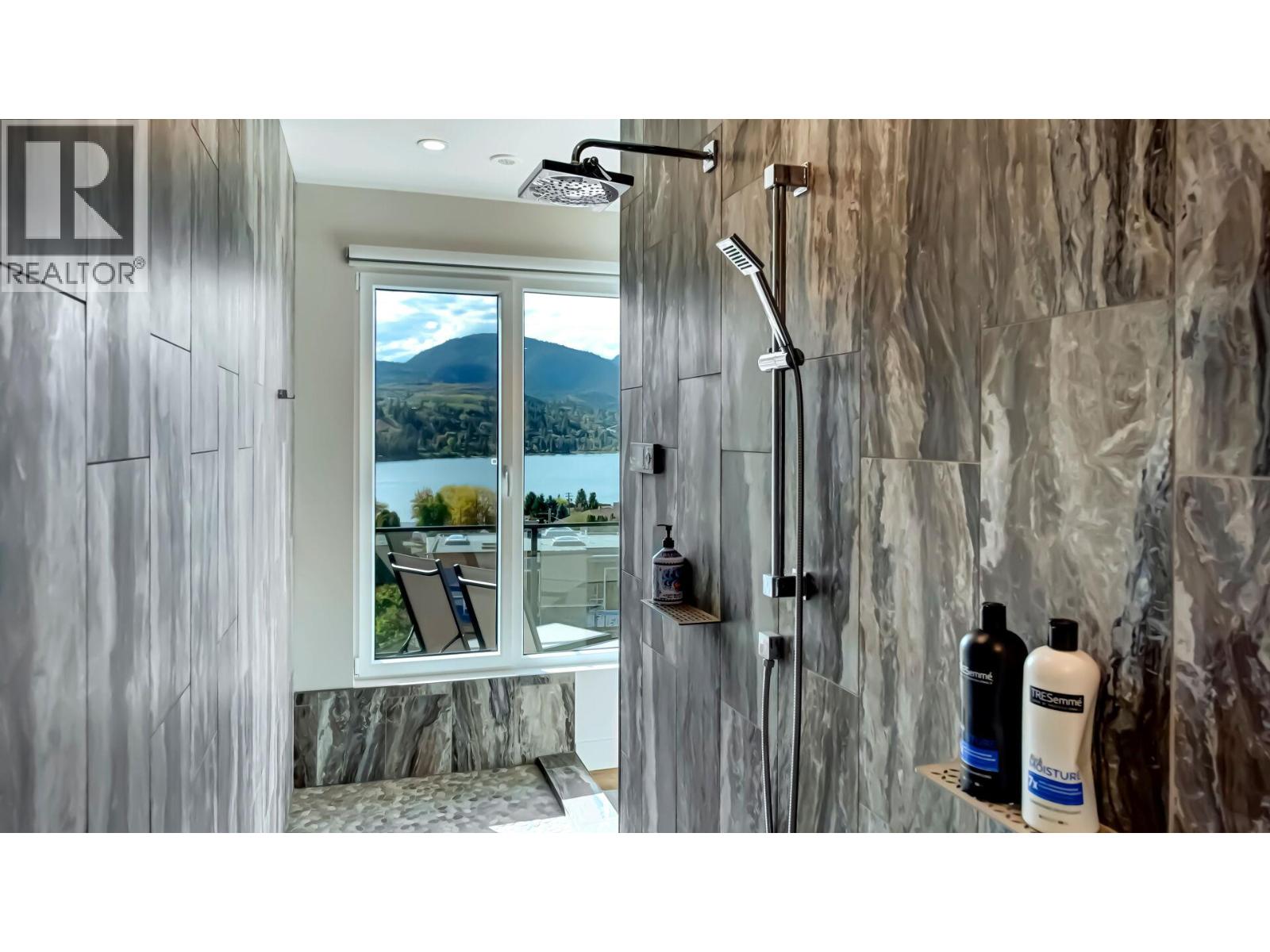 110 Eastside Road, Okanagan Falls, British Columbia  V0H 1R5 - Photo 23 - 10392297