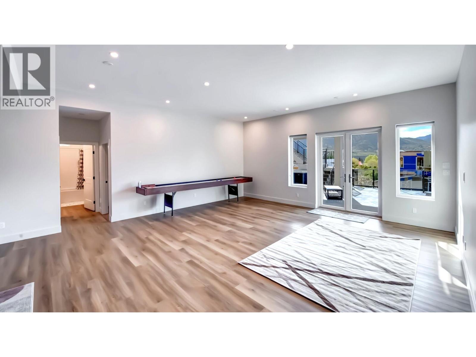 110 Eastside Road, Okanagan Falls, British Columbia  V0H 1R5 - Photo 30 - 10392297