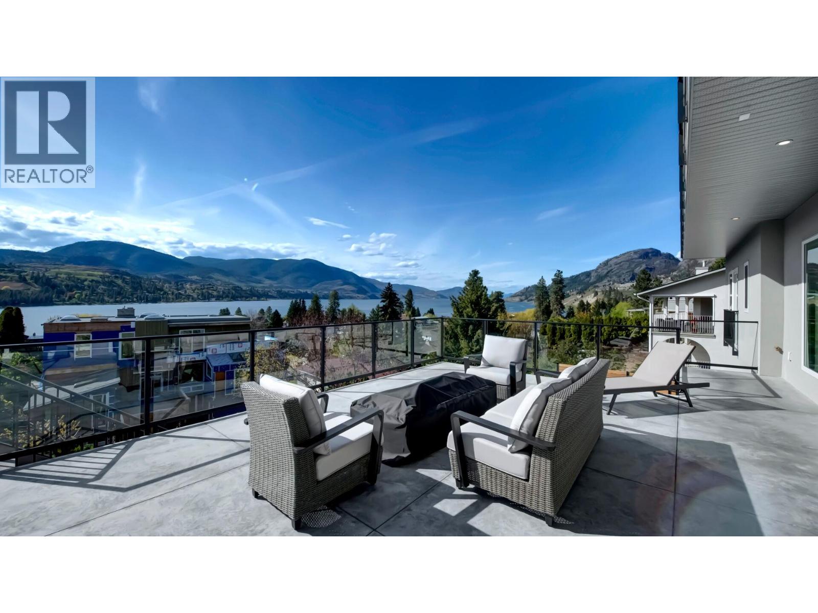 110 Eastside Road, Okanagan Falls, British Columbia  V0H 1R5 - Photo 4 - 10392297