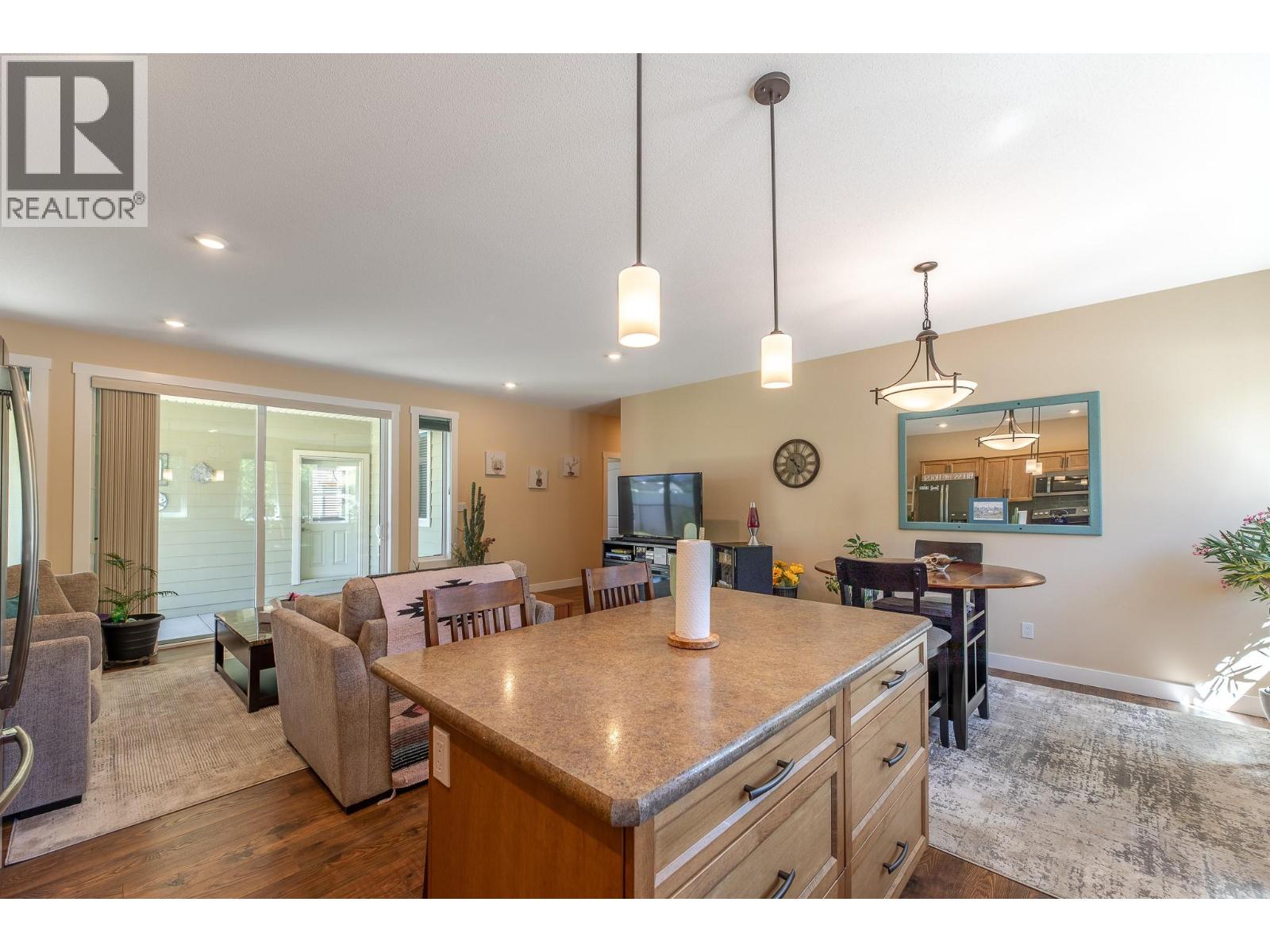 6602 Oxbow Crescent, Oliver, British Columbia  V0H 1T4 - Photo 12 - 10392435