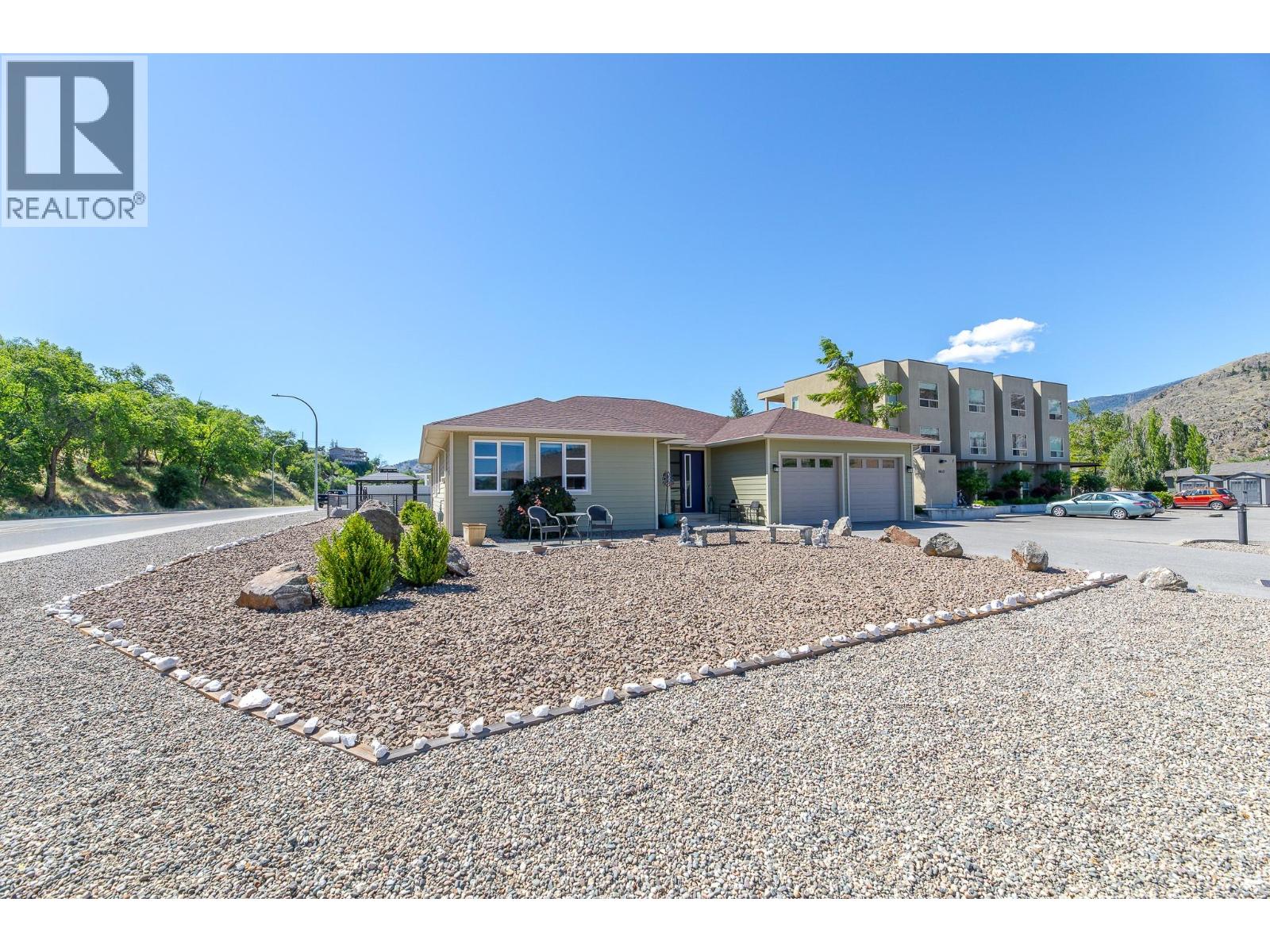 6602 Oxbow Crescent, Oliver, British Columbia  V0H 1T4 - Photo 4 - 10392435