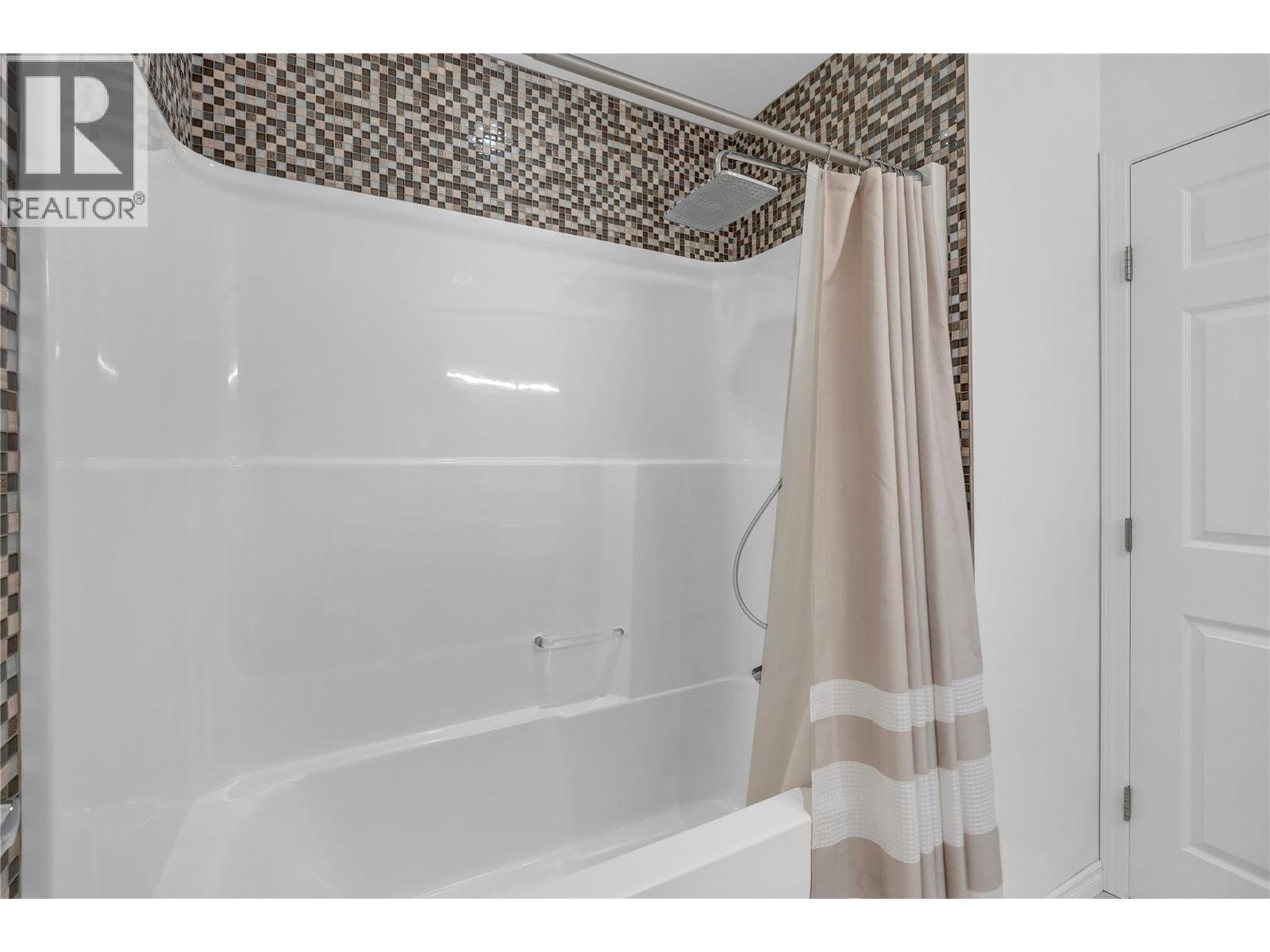3388 Skaha Lake Road Unit# 1103, Penticton, British Columbia  V2A 6G4 - Photo 21 - 10392466