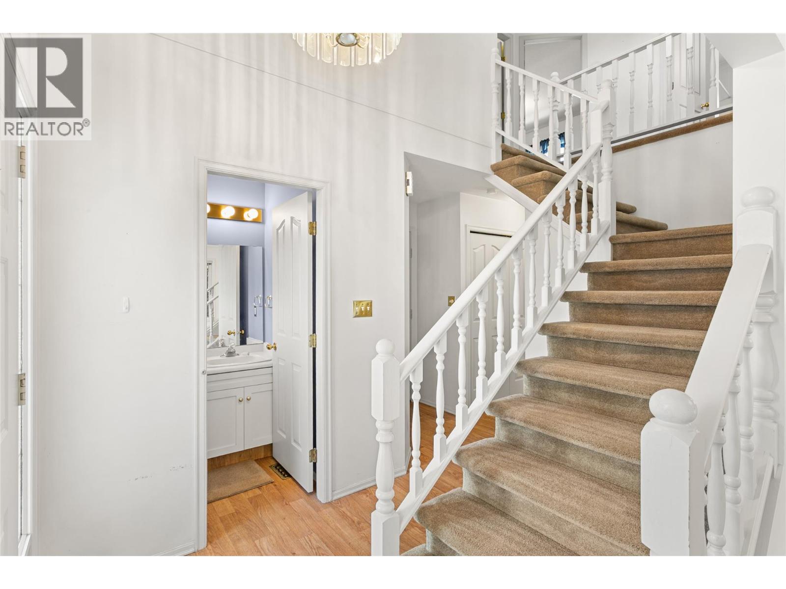 2545 Wyatt Road, Kelowna, British Columbia  V1Y 8W7 - Photo 10 - 10392314