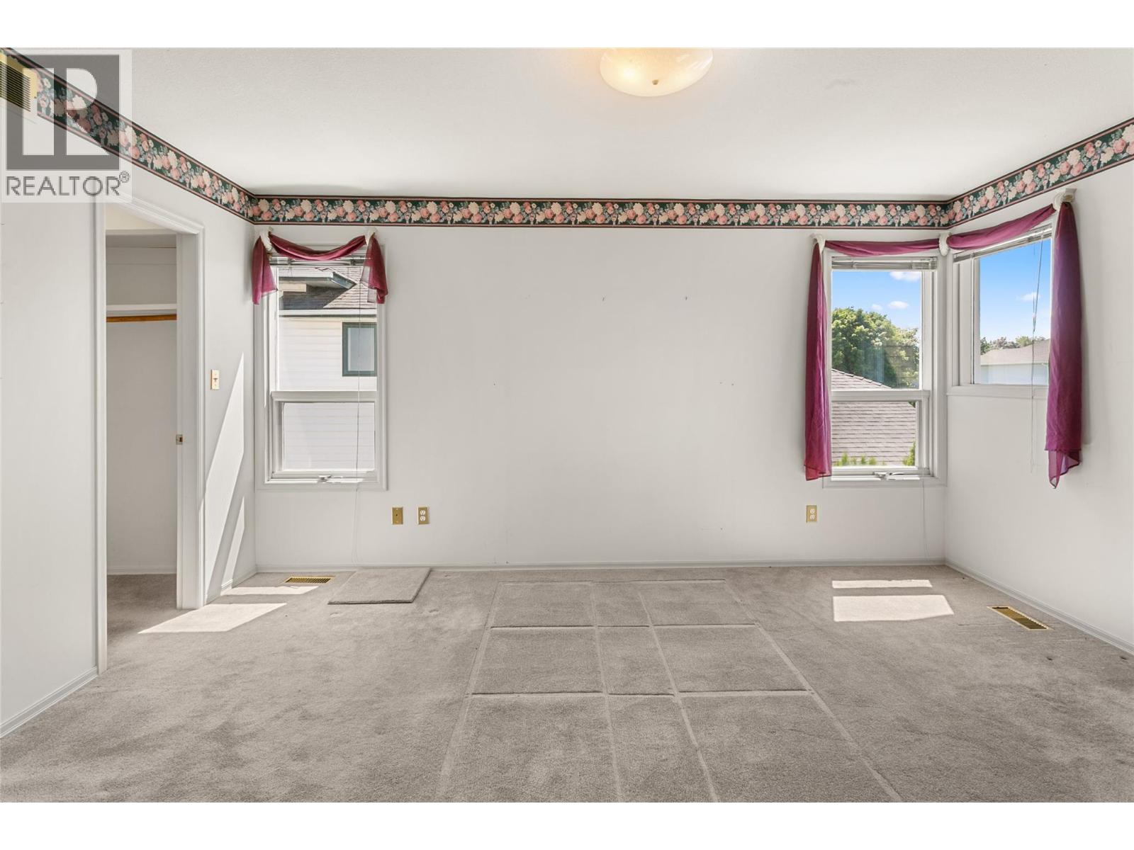 2545 Wyatt Road, Kelowna, British Columbia  V1Y 8W7 - Photo 24 - 10392314