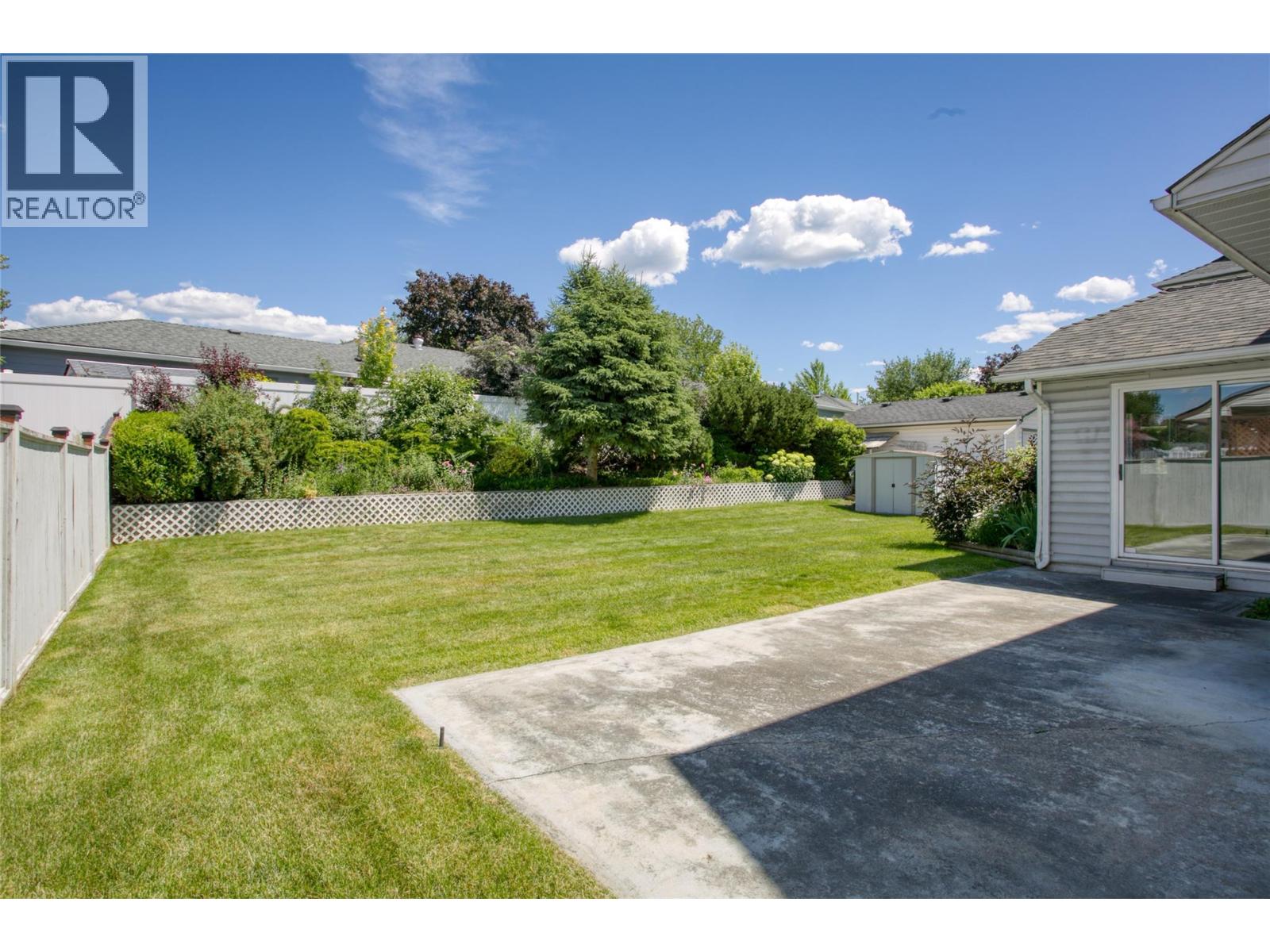 2545 Wyatt Road, Kelowna, British Columbia  V1Y 8W7 - Photo 33 - 10392314