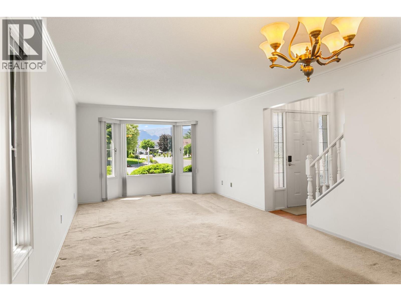 2545 Wyatt Road, Kelowna, British Columbia  V1Y 8W7 - Photo 4 - 10392314