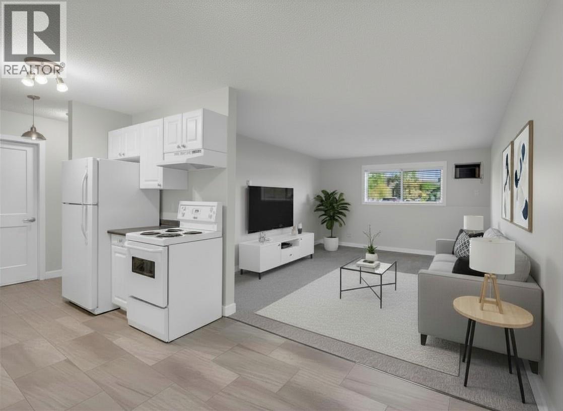 110 Skaha Place Unit# 105, Penticton, British Columbia  V2A 7L1 - Photo 1 - 10392359