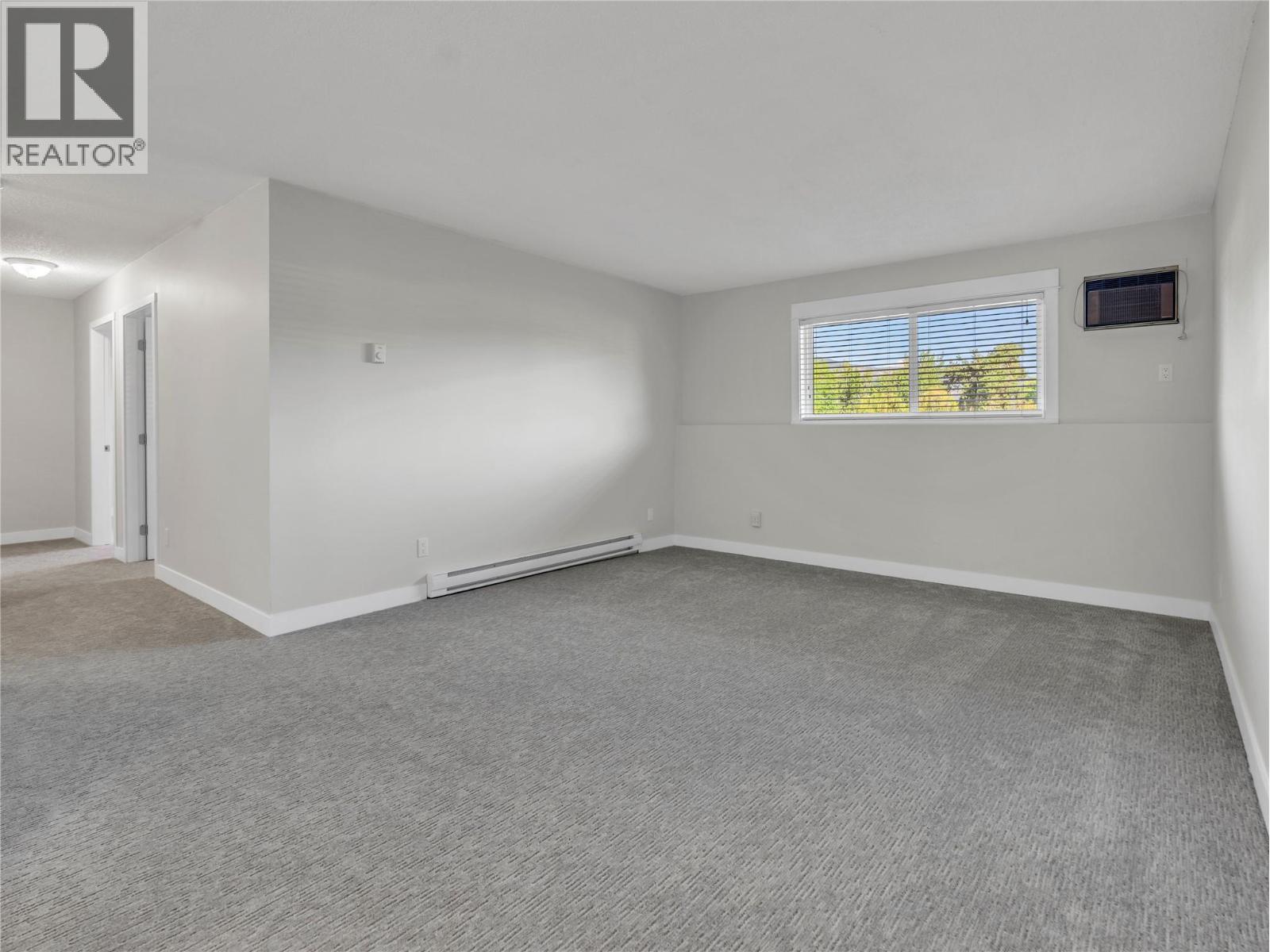110 Skaha Place Unit# 105, Penticton, British Columbia  V2A 7L1 - Photo 7 - 10392359