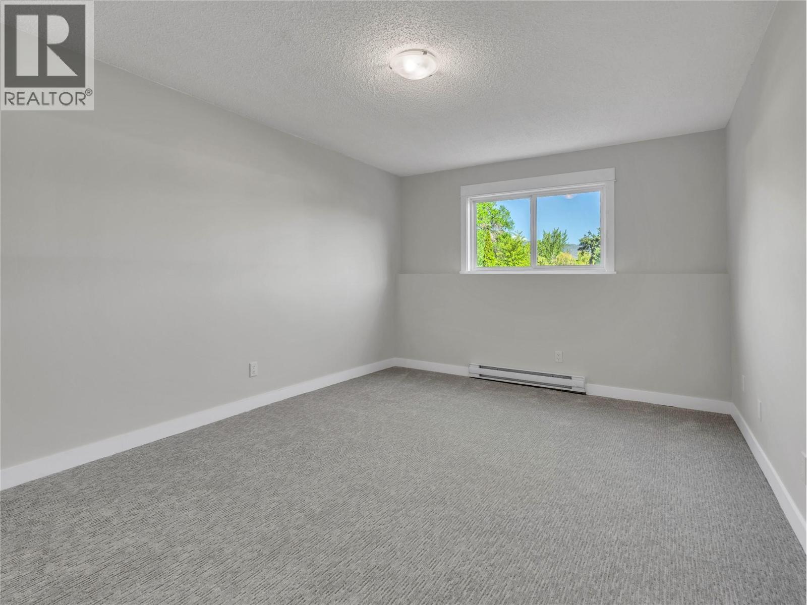110 Skaha Place Unit# 105, Penticton, British Columbia  V2A 7L1 - Photo 9 - 10392359