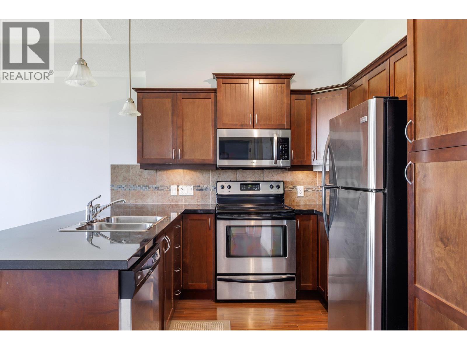 3533 Carrington Road Unit# 406, West Kelowna, British Columbia  V4T 2X9 - Photo 8 - 10392254