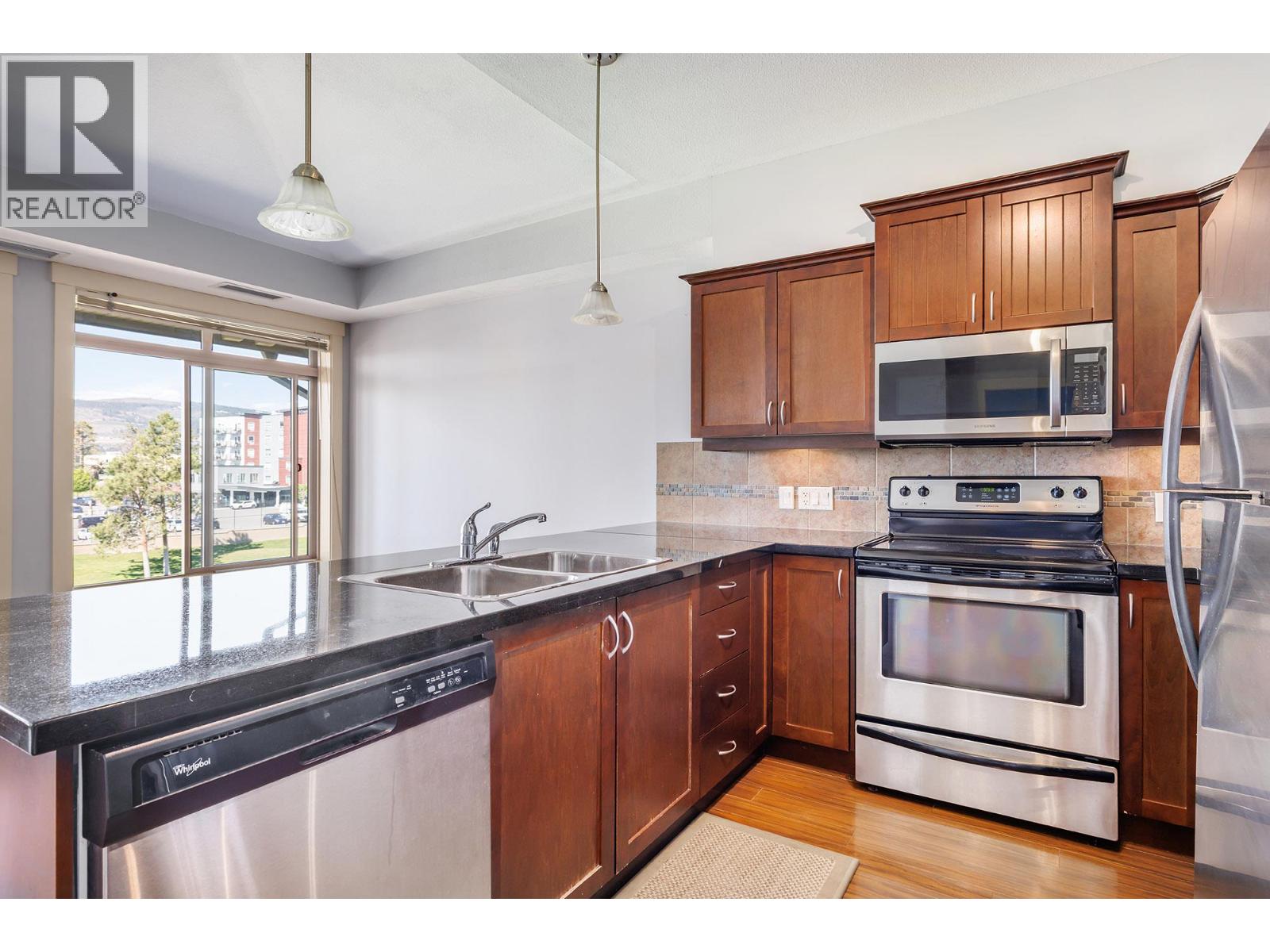 3533 Carrington Road Unit# 406, West Kelowna, British Columbia  V4T 2X9 - Photo 9 - 10392254