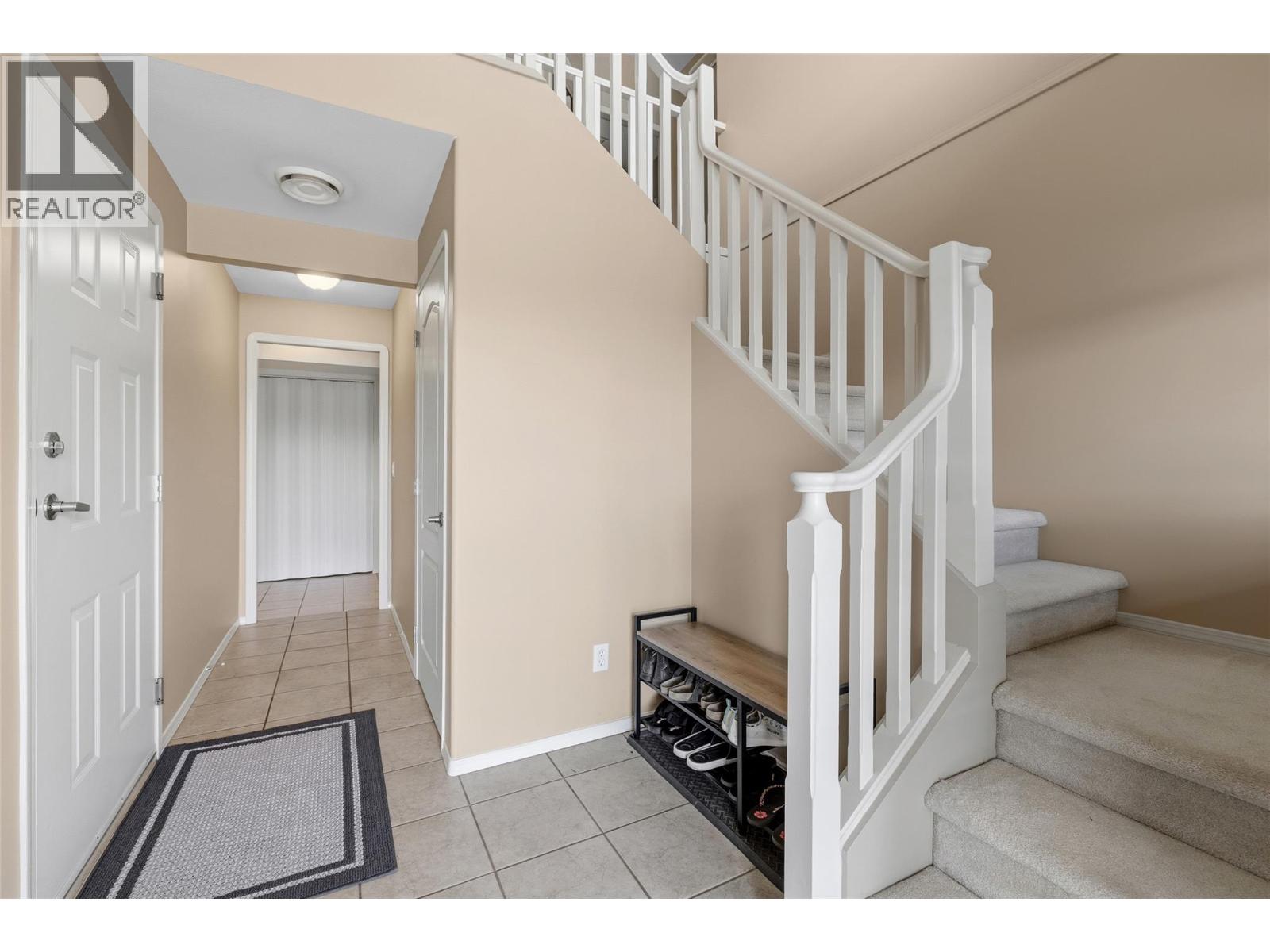 2060 Spyglass Way, West Kelowna, British Columbia  V1Z 3Z7 - Photo 32 - 10392529