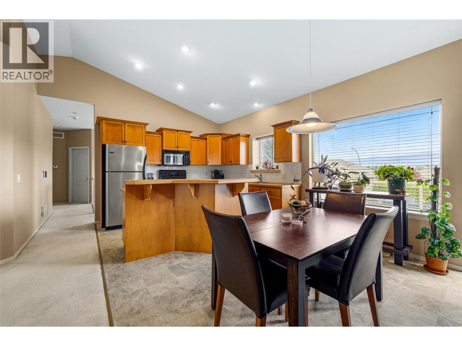 2060 Spyglass Way, West Kelowna, British Columbia  V1Z 3Z7 - Photo 8 - 10392529