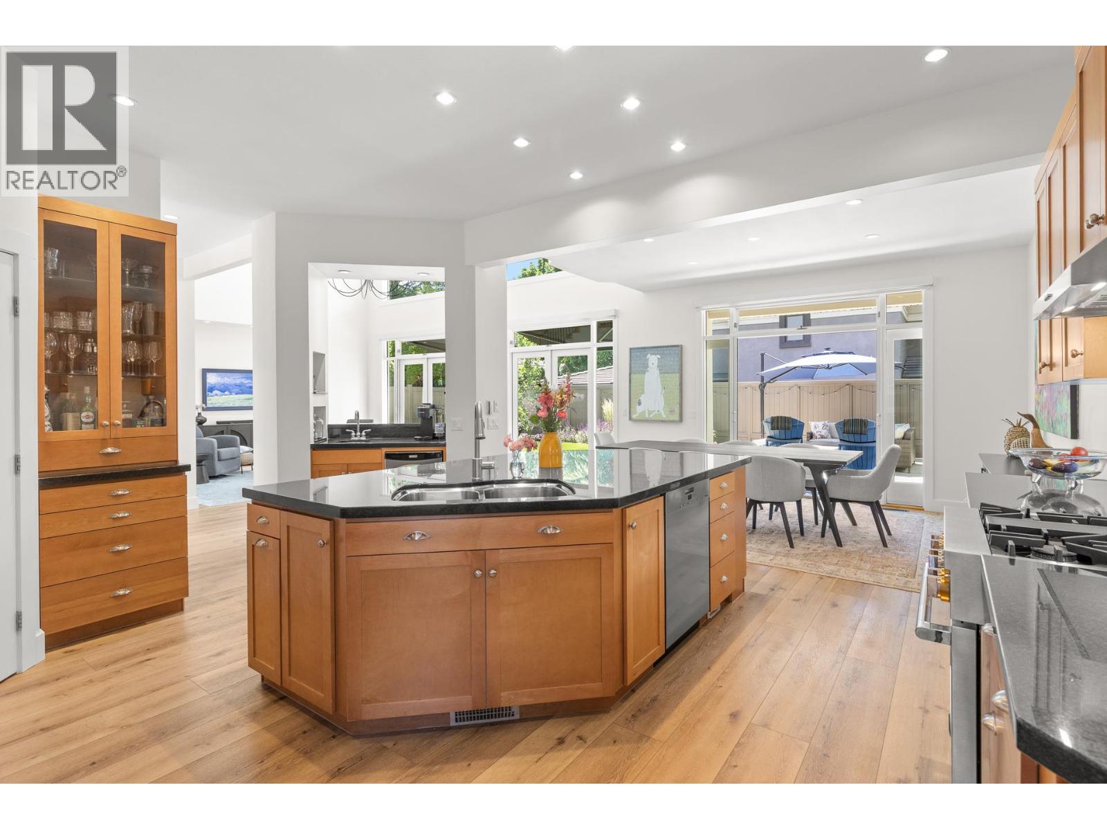 4558 Walker Road, Kelowna, British Columbia  V1W 3C7 - Photo 32 - 10391519