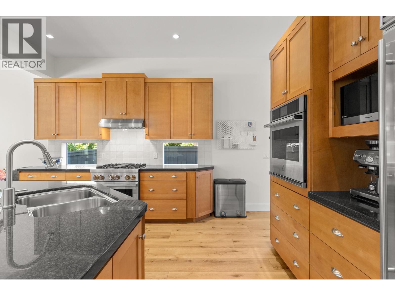 4558 Walker Road, Kelowna, British Columbia  V1W 3C7 - Photo 33 - 10391519