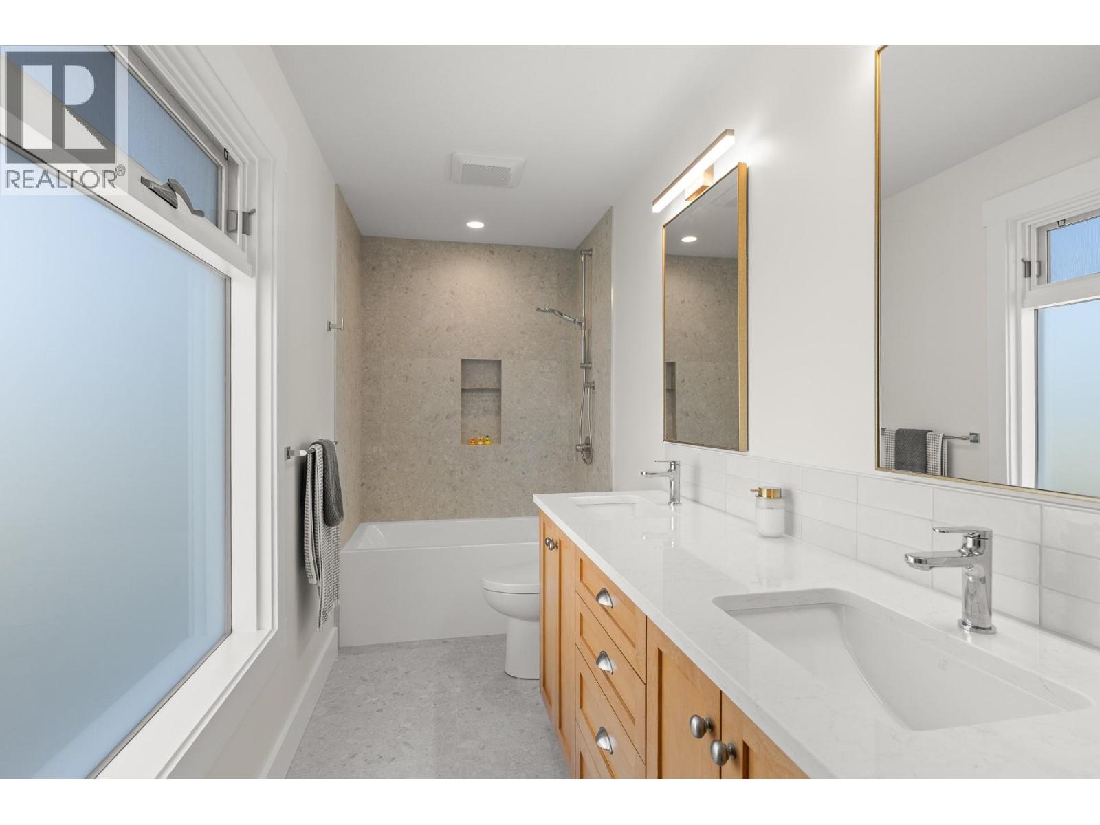 4558 Walker Road, Kelowna, British Columbia  V1W 3C7 - Photo 75 - 10391519