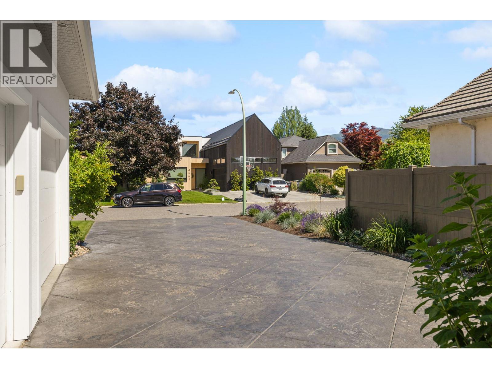 4558 Walker Road, Kelowna, British Columbia  V1W 3C7 - Photo 81 - 10391519