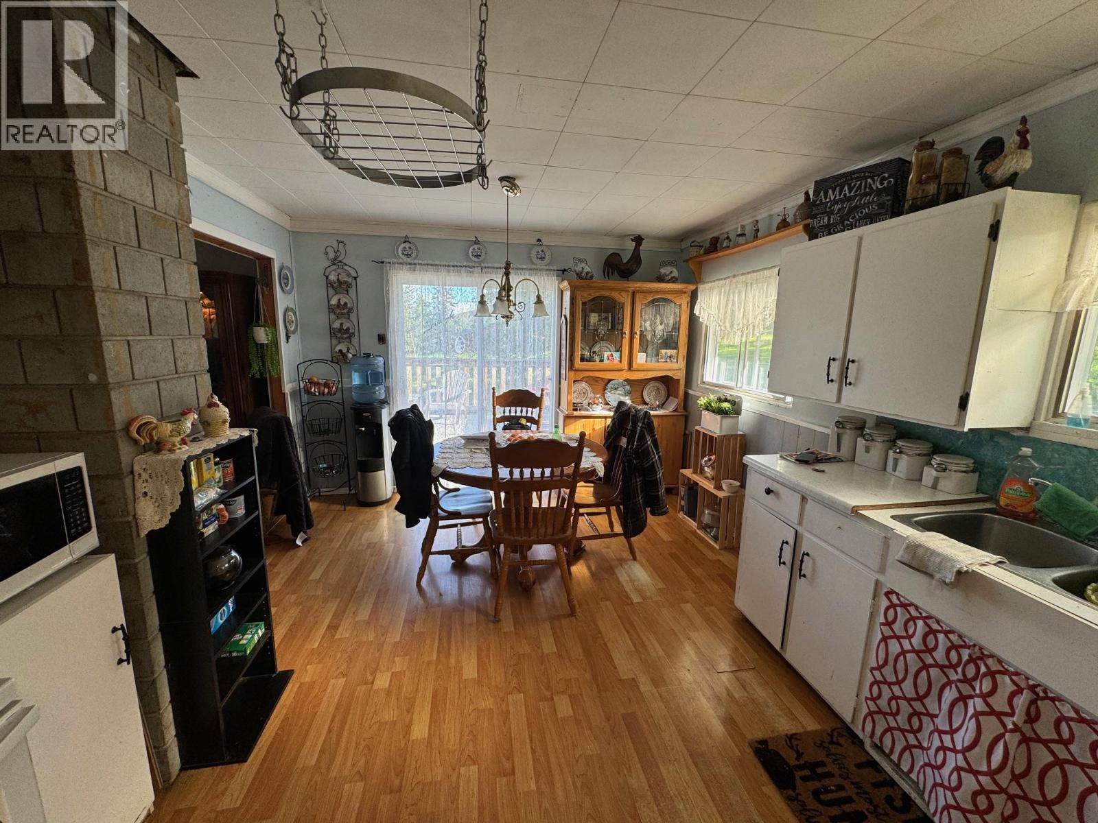 508 Harlow Moore Drive, Merritt, British Columbia  V1K 1B8 - Photo 3 - 10392592