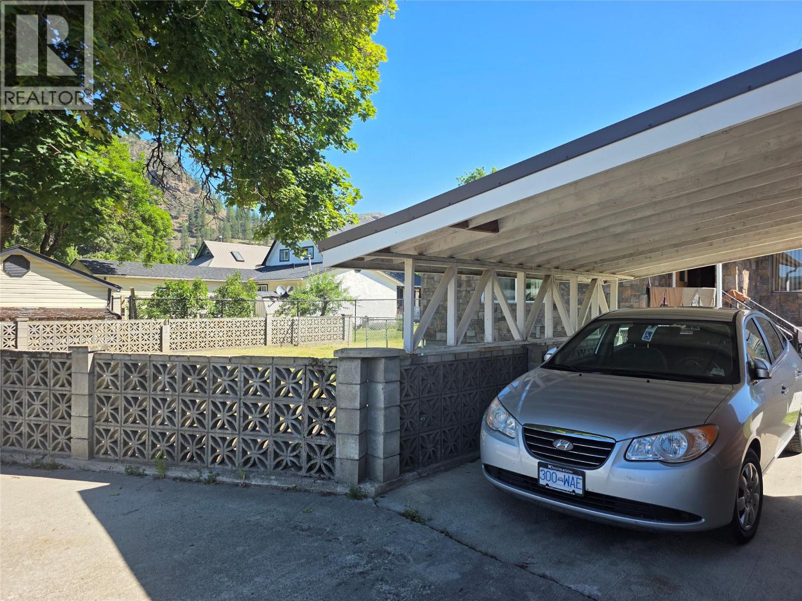 7277 8th Street, Grand Forks, British Columbia  V0H 1H0 - Photo 12 - 10392440