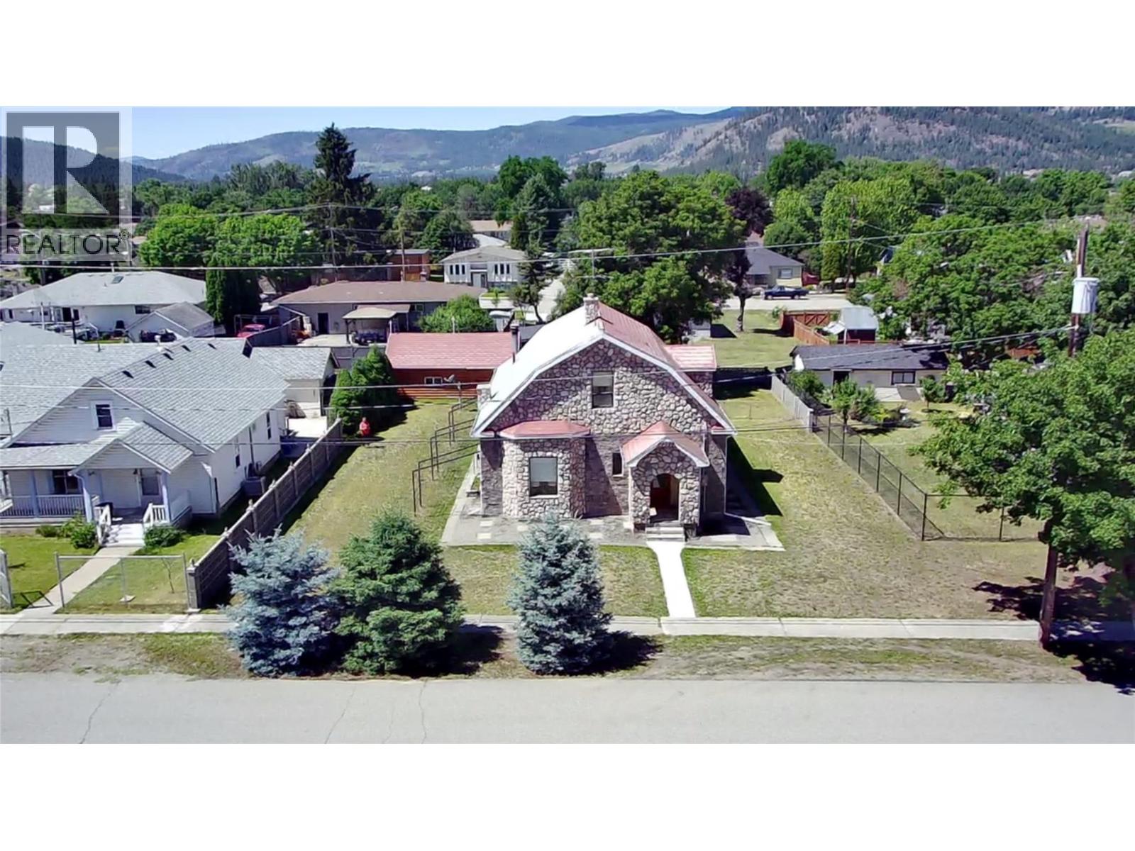 7277 8th Street, Grand Forks, British Columbia  V0H 1H0 - Photo 39 - 10392440