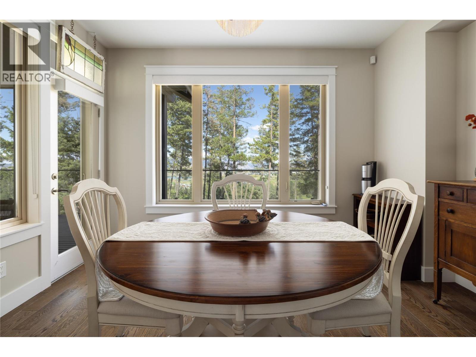 579 Longspoon Court, Vernon, British Columbia  V1H 2K2 - Photo 9 - 10392539