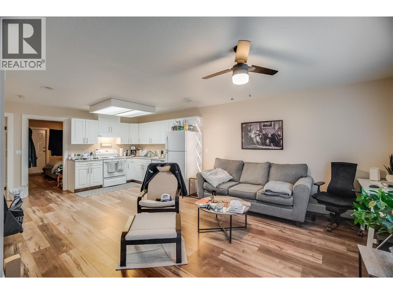 663 Columbia Avenue, Castlegar, British Columbia  V1N 1H1 - Photo 56 - 10392481
