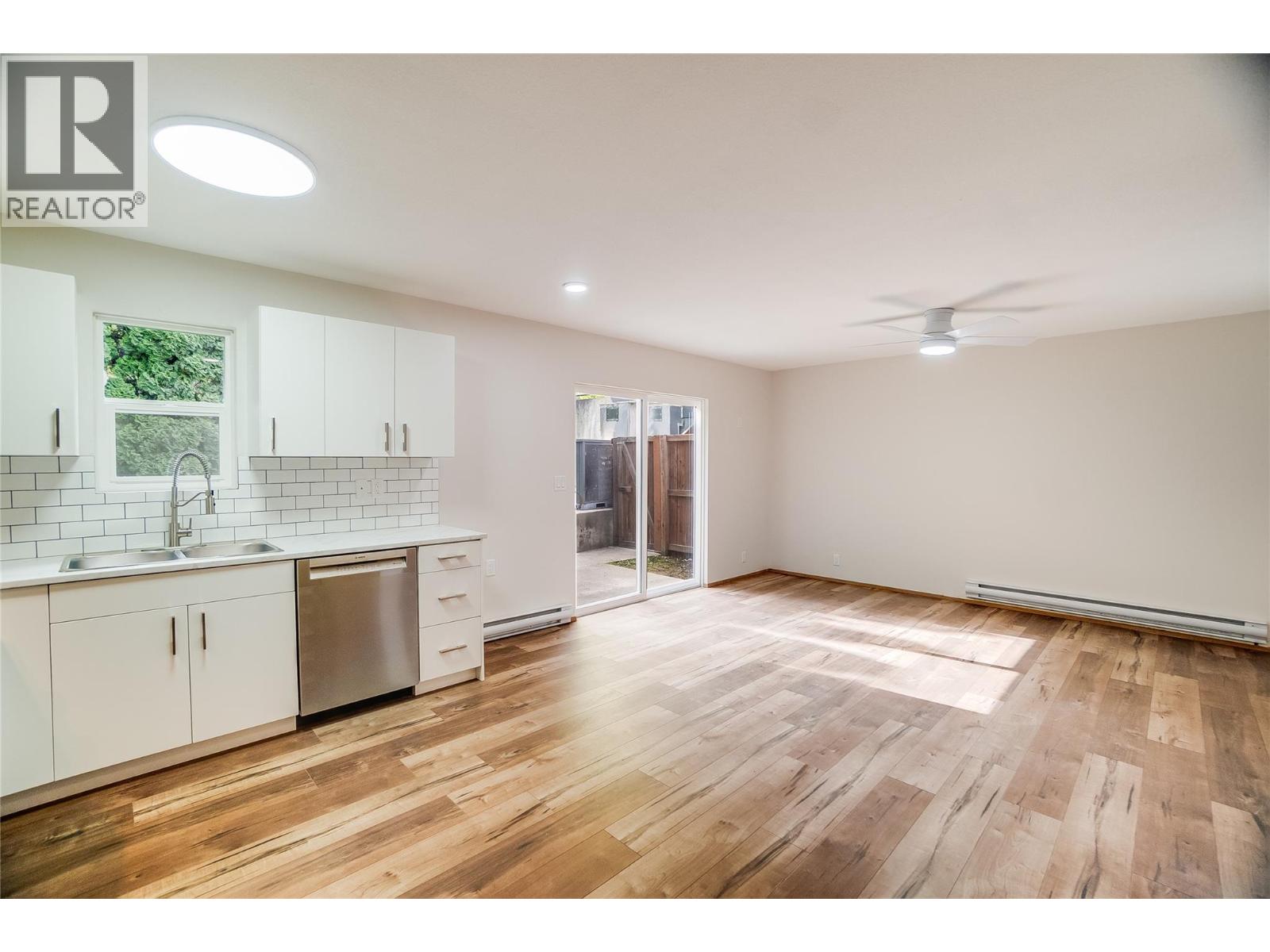 663 Columbia Avenue, Castlegar, British Columbia  V1N 1H1 - Photo 69 - 10392481