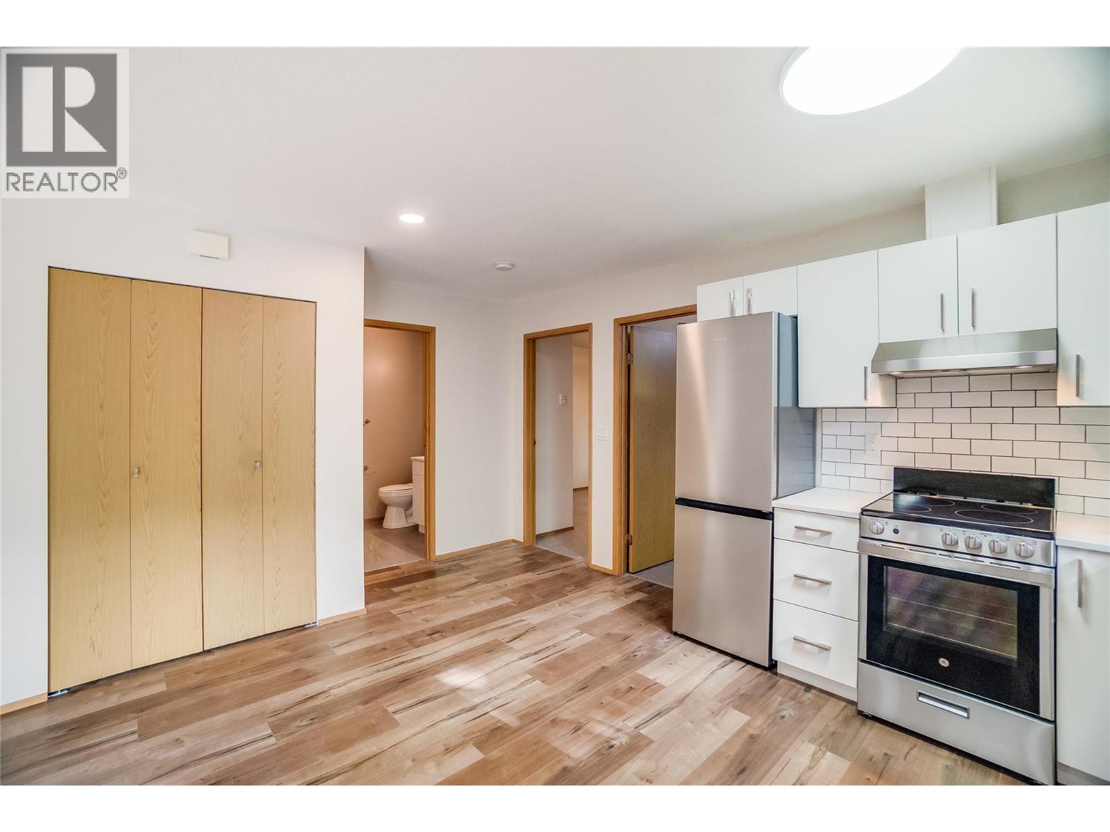 663 Columbia Avenue, Castlegar, British Columbia  V1N 1H1 - Photo 72 - 10392481