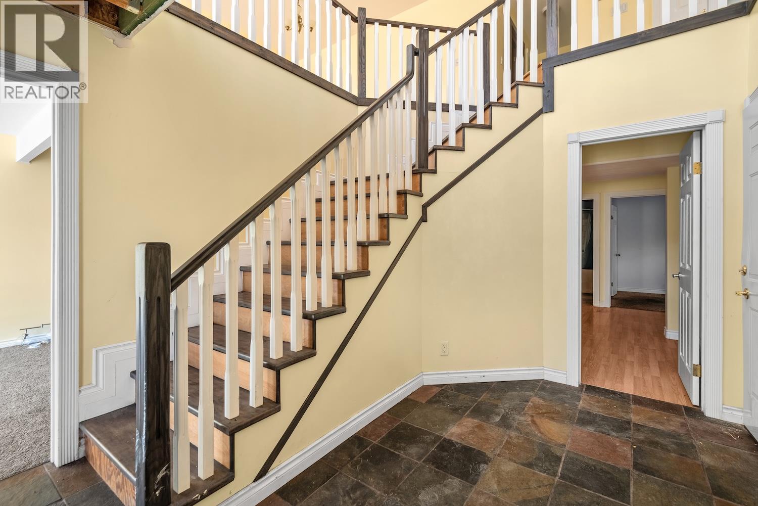 18 David Crescent, Elkford, British Columbia  V0B 1H0 - Photo 16 - 10392465
