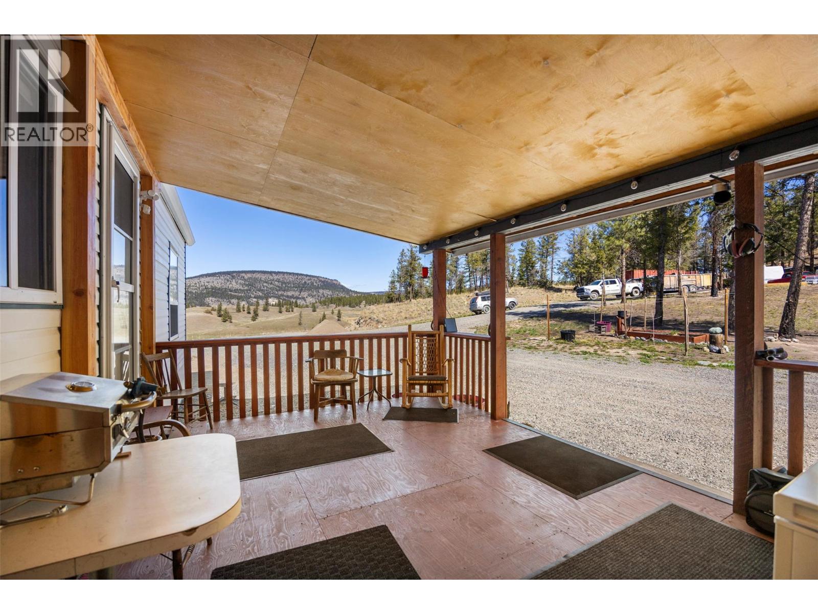 1832 Mound-Loon Lake Road, Clinton, British Columbia  V0K 1K0 - Photo 13 - 10392115