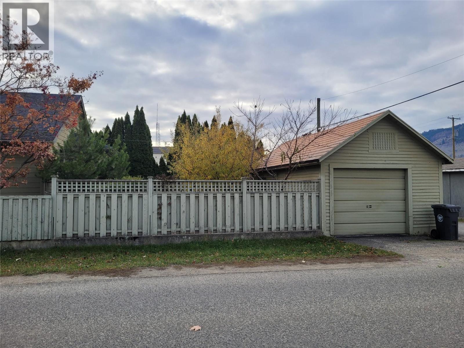846 Okanagan Avenue, Chase, British Columbia  V0E 1M0 - Photo 20 - 10392579