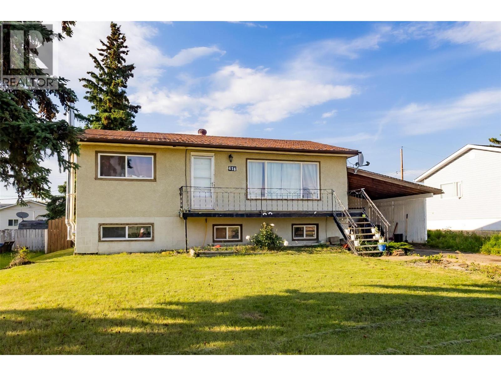 416 96 Avenue, Dawson Creek, British Columbia  V1G 1K4 - Photo 1 - 10392610