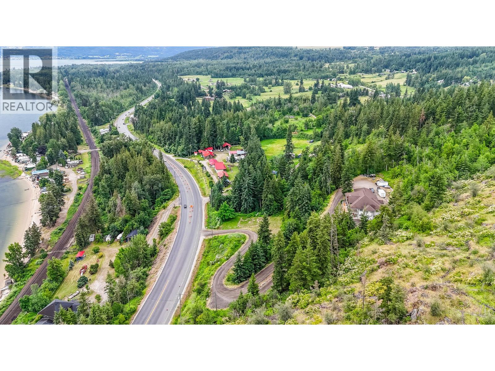 5694 Trans Canada Highway Nw, Salmon Arm, British Columbia  V1E 3A2 - Photo 20 - 10391551