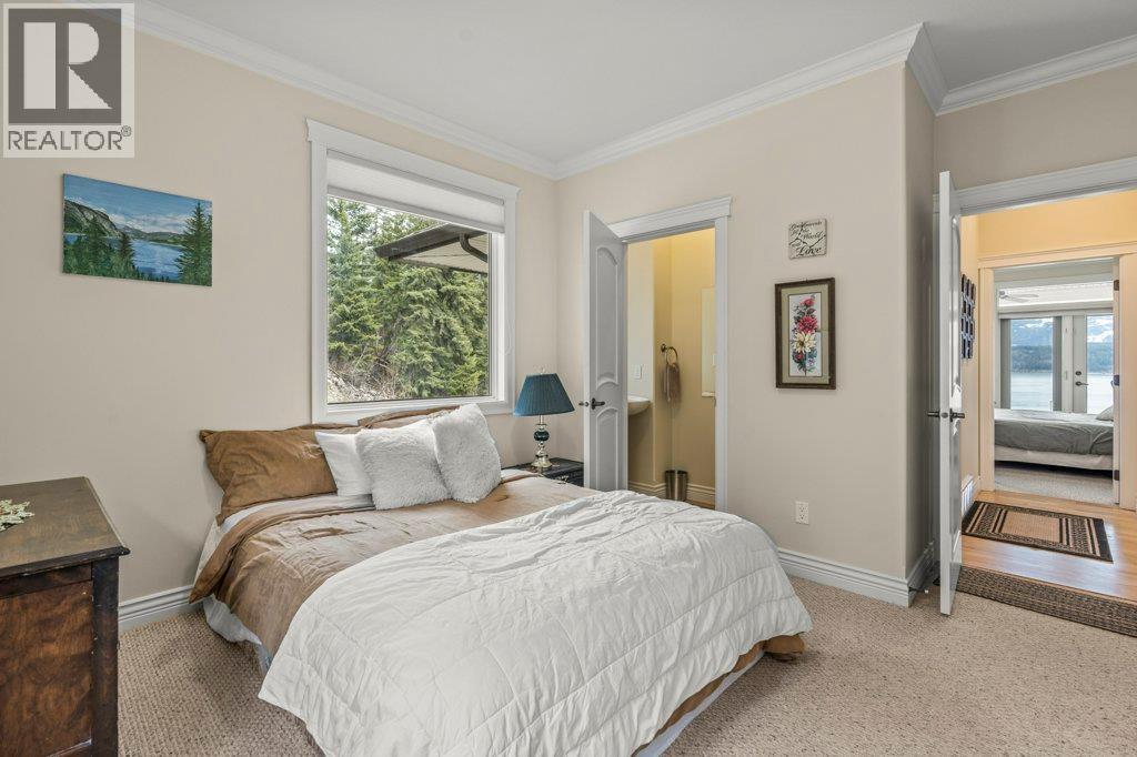 5694 Trans Canada Highway Nw, Salmon Arm, British Columbia  V1E 3A2 - Photo 48 - 10391551