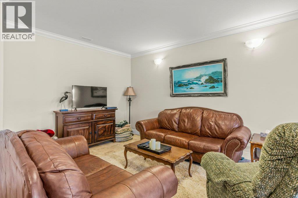 5694 Trans Canada Highway Nw, Salmon Arm, British Columbia  V1E 3A2 - Photo 69 - 10391551