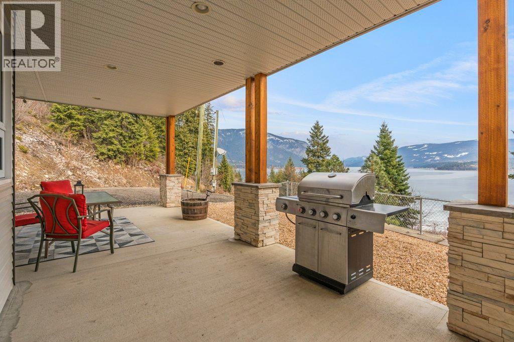 5694 Trans Canada Highway Nw, Salmon Arm, British Columbia  V1E 3A2 - Photo 78 - 10391551