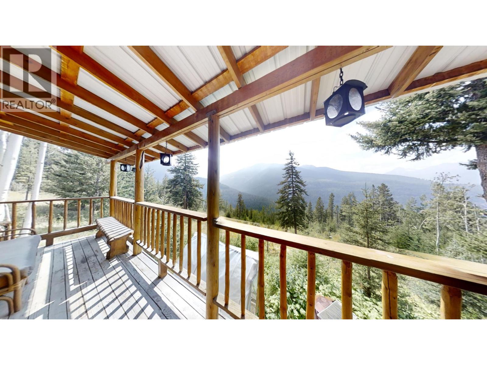 753 Eaglridge Drive, Bralorne, British Columbia  V0T 1C0 - Photo 10 - 10392616