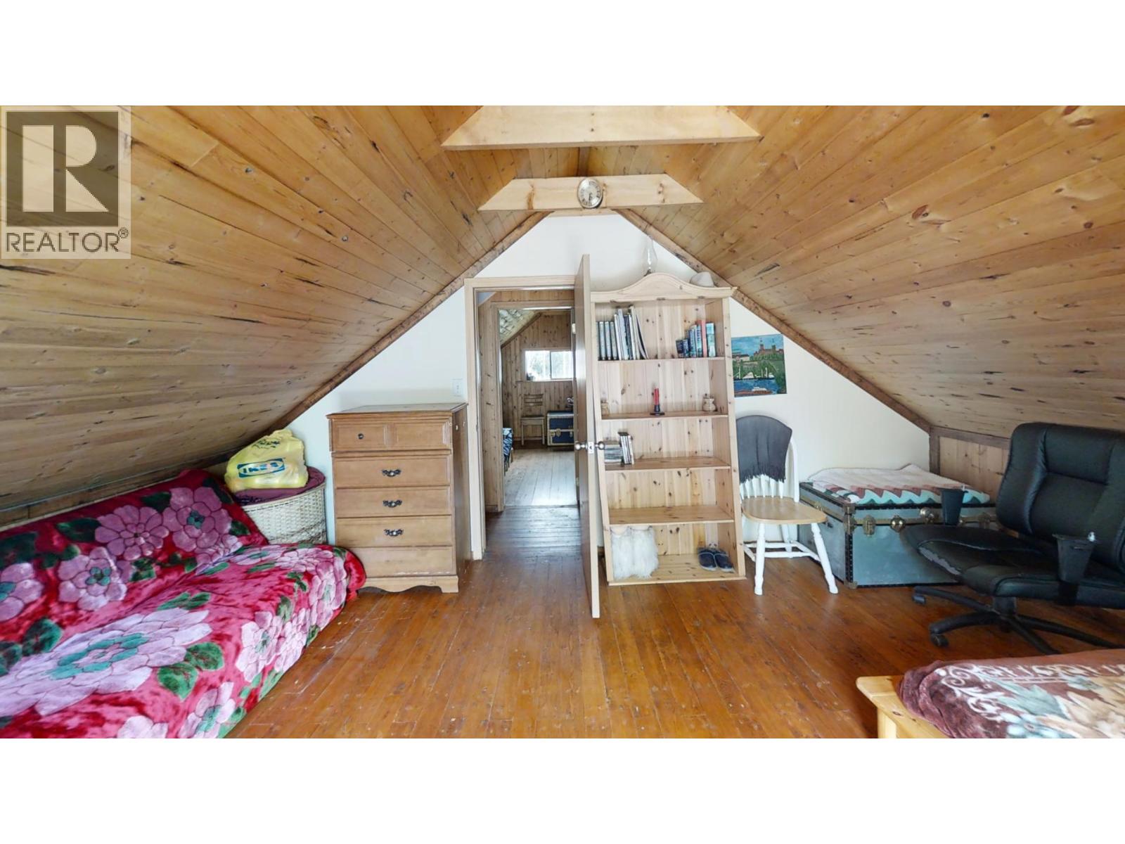 753 Eaglridge Drive, Bralorne, British Columbia  V0T 1C0 - Photo 15 - 10392616