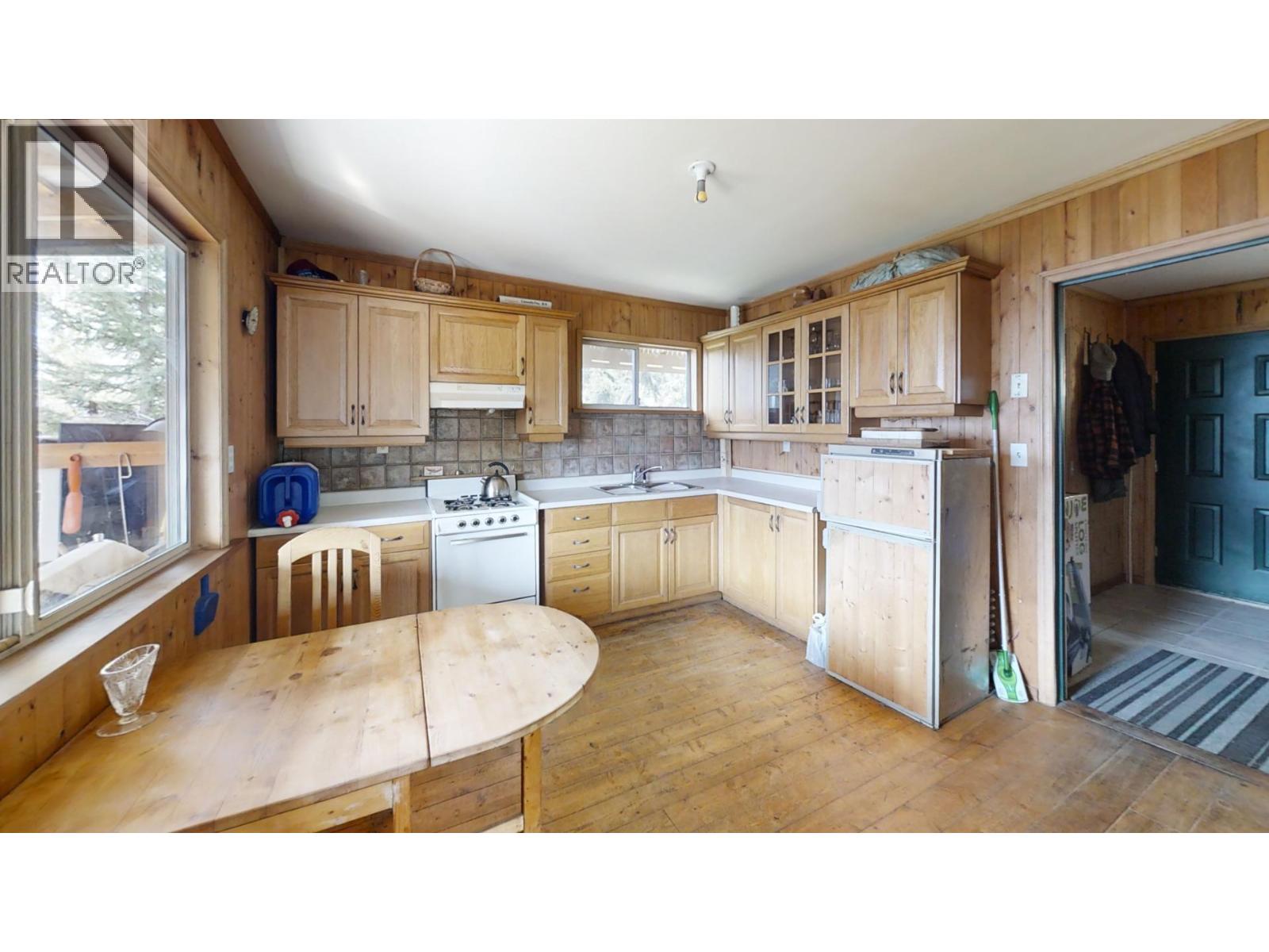 753 Eaglridge Drive, Bralorne, British Columbia  V0T 1C0 - Photo 16 - 10392616