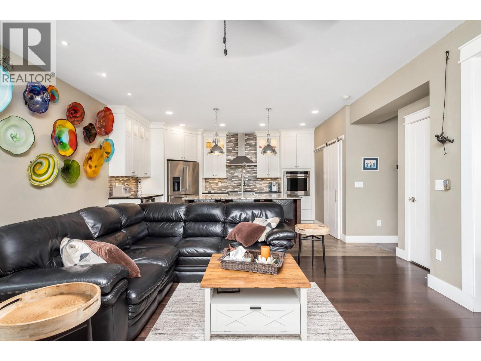 3000 22 Street, Vernon, British Columbia  V1T 4H6 - Photo 10 - 10391820