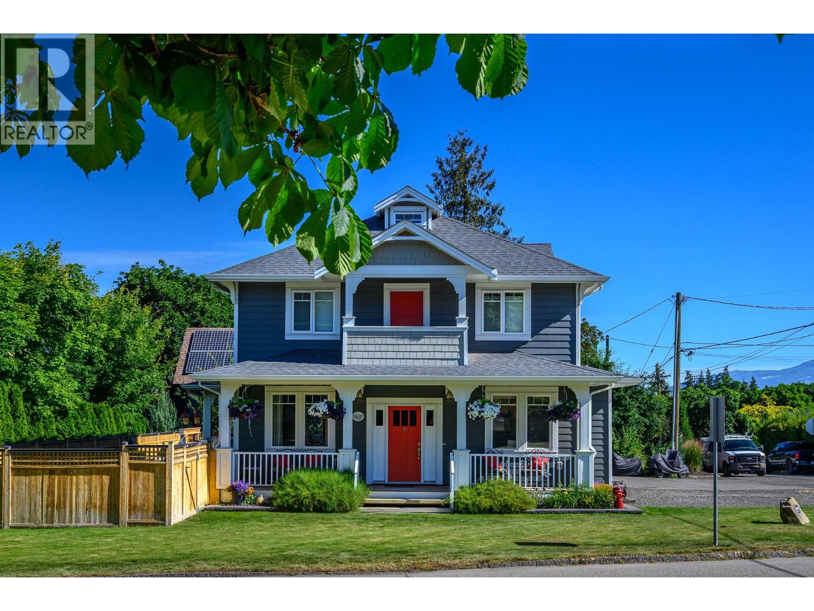3000 22 Street, Vernon, British Columbia  V1T 4H6 - Photo 2 - 10391820