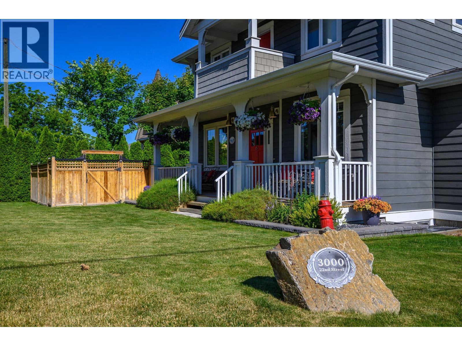 3000 22 Street, Vernon, British Columbia  V1T 4H6 - Photo 4 - 10391820