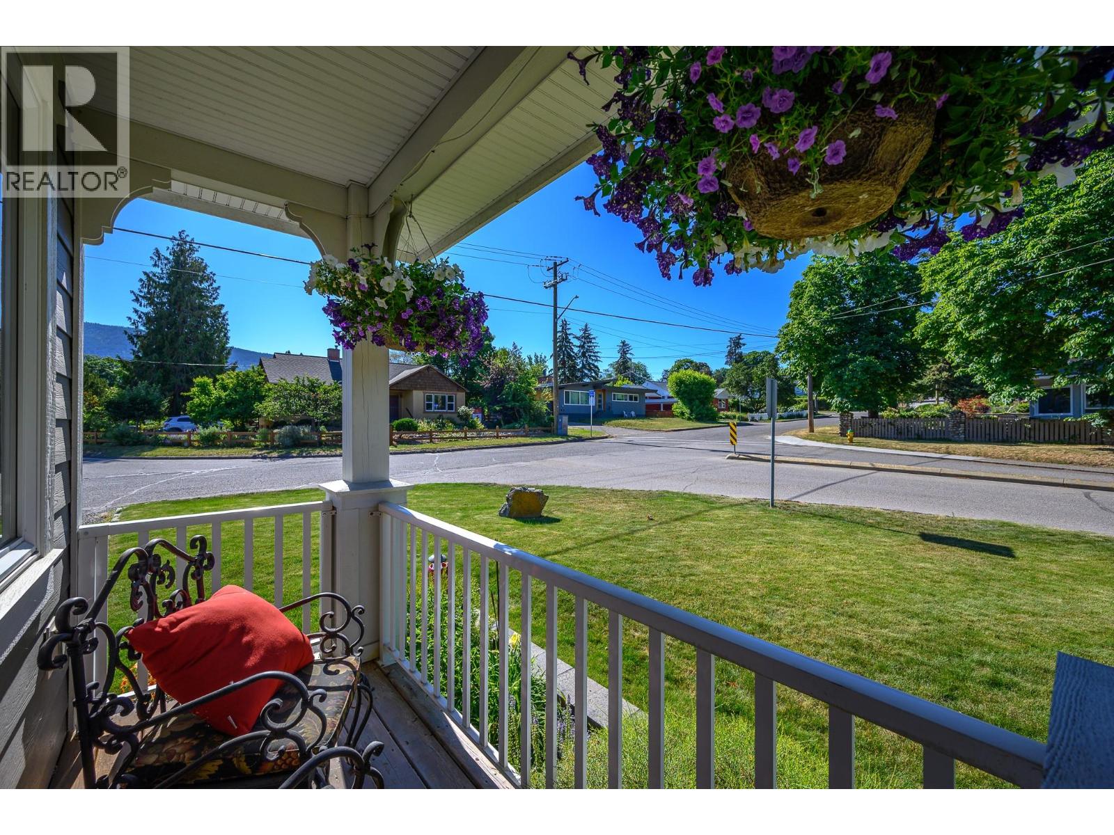 3000 22 Street, Vernon, British Columbia  V1T 4H6 - Photo 8 - 10391820