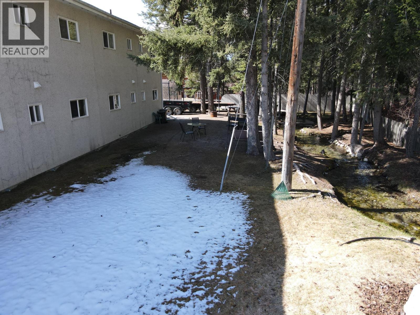 4539 Barleben Road, Skookumchuck, British Columbia  V0B 2E0 - Photo 21 - 10392380