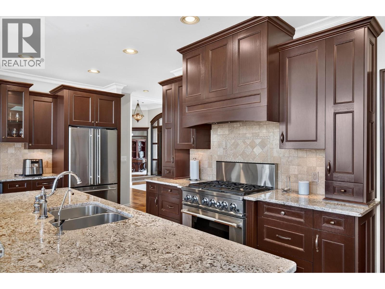 5386 Tanager Court, Kelowna, British Columbia  V1W 4K5 - Photo 18 - 10392379