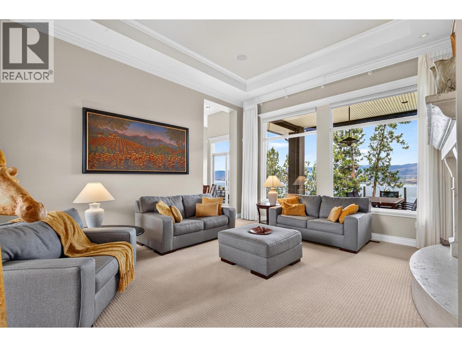 5386 Tanager Court, Kelowna, British Columbia  V1W 4K5 - Photo 2 - 10392379