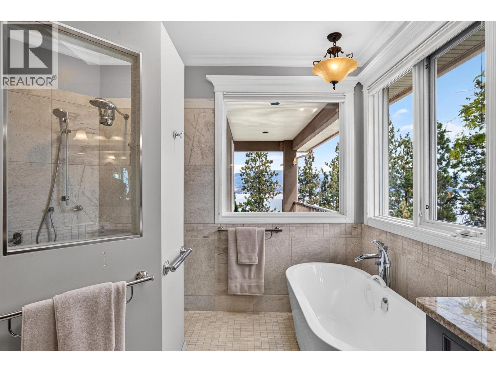 5386 Tanager Court, Kelowna, British Columbia  V1W 4K5 - Photo 27 - 10392379