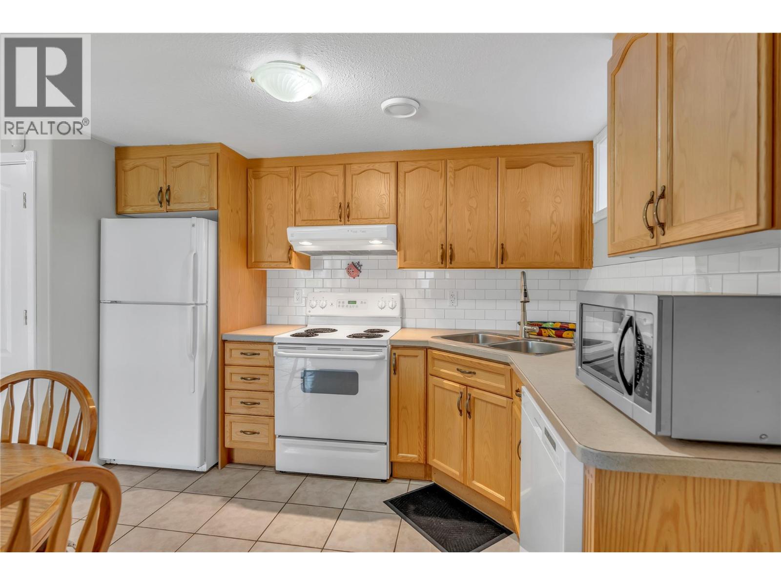 205 West Bench Drive, Penticton, British Columbia  V2A 8X8 - Photo 29 - 10392626